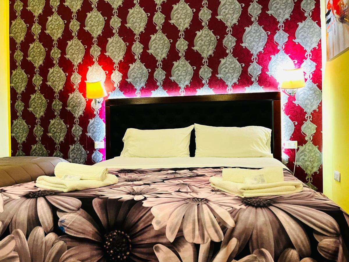 Holiday Rome Guesthouse Екстер'єр фото