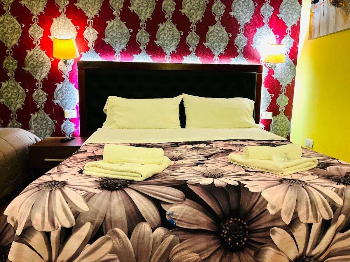 Holiday Rome Guesthouse Екстер'єр фото
