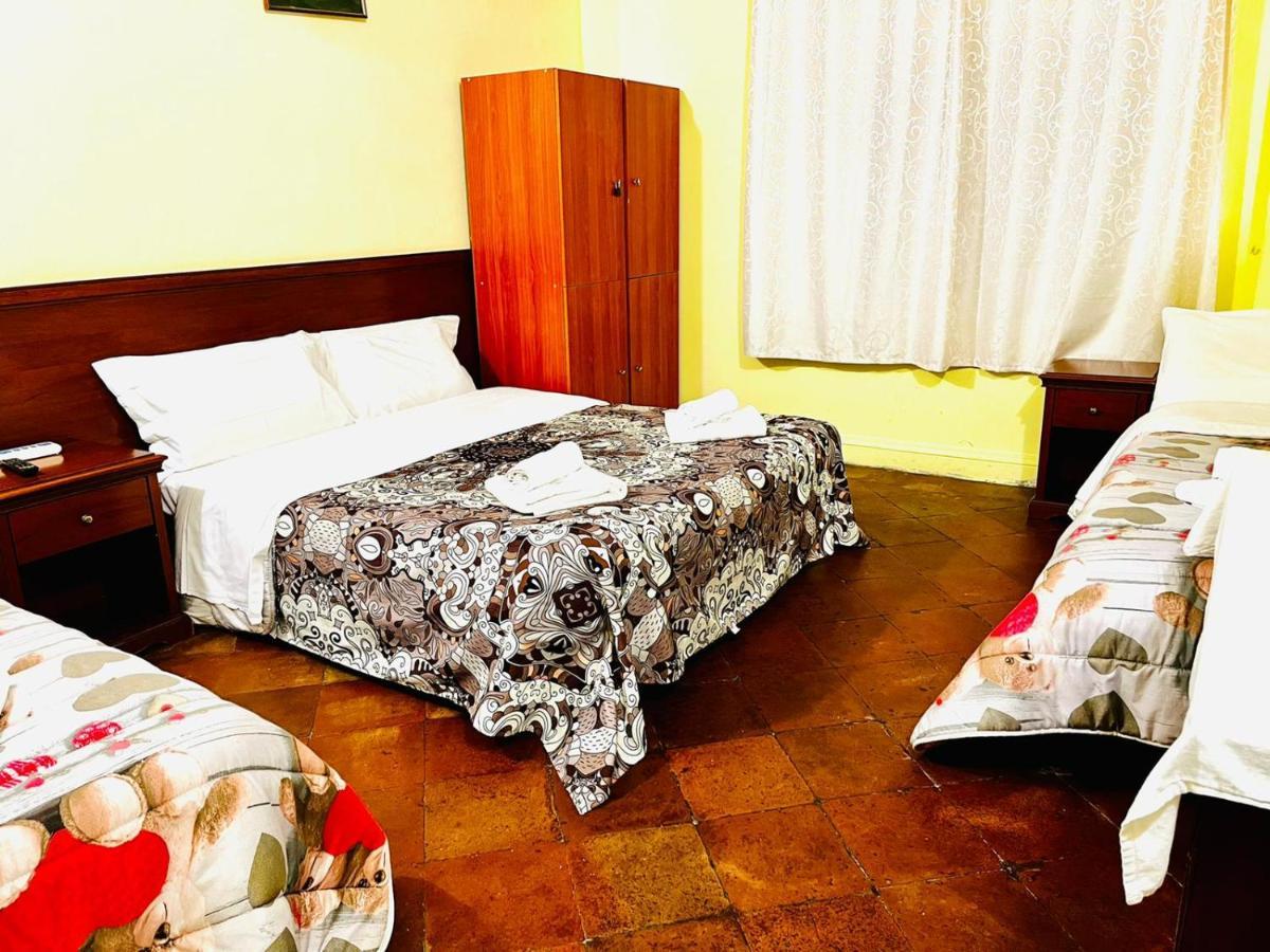 Holiday Rome Guesthouse Екстер'єр фото