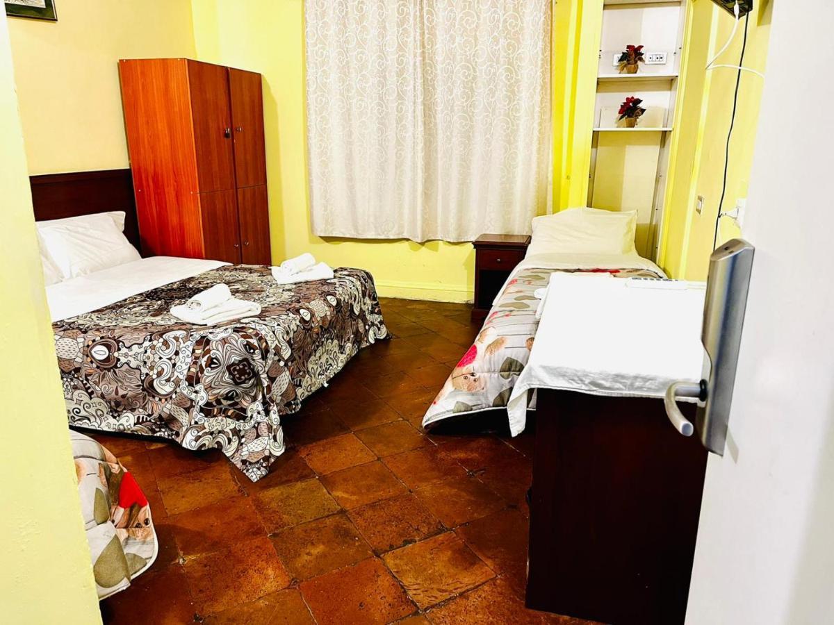 Holiday Rome Guesthouse Екстер'єр фото